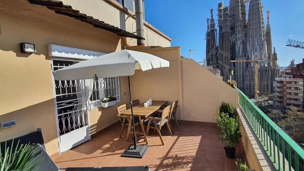 바르셀로나 Opening Doors Sagrada Familia 아파트